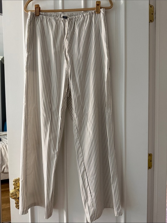 American Eagle Outfitters Pants - Women’s Cream Pinstripe Satin Pants